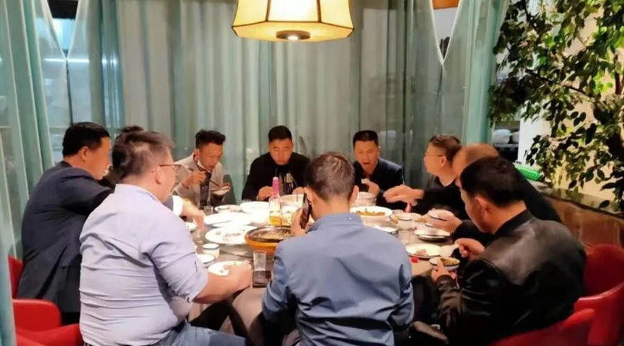 學員聚餐、討論交流